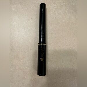 Lancôme Artliner Precision Felt Tip Liquid Eyeliner in Smoke color